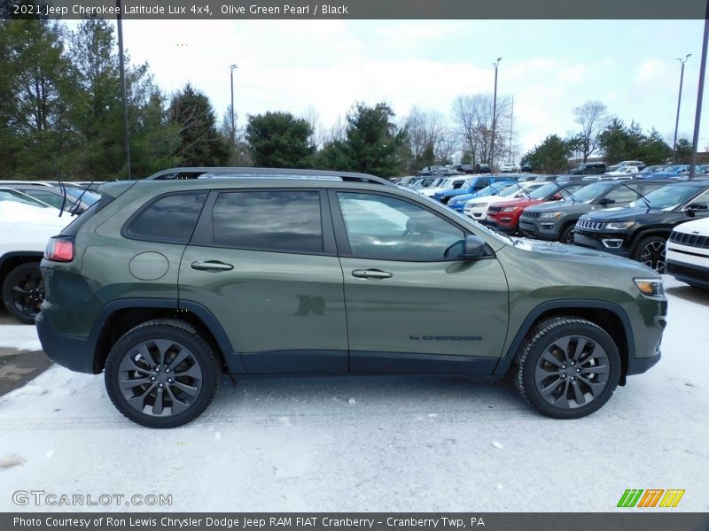  2021 Cherokee Latitude Lux 4x4 Olive Green Pearl