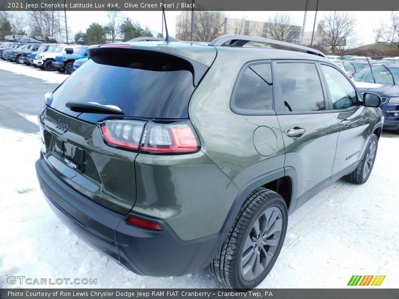 Olive Green Pearl / Black 2021 Jeep Cherokee Latitude Lux 4x4