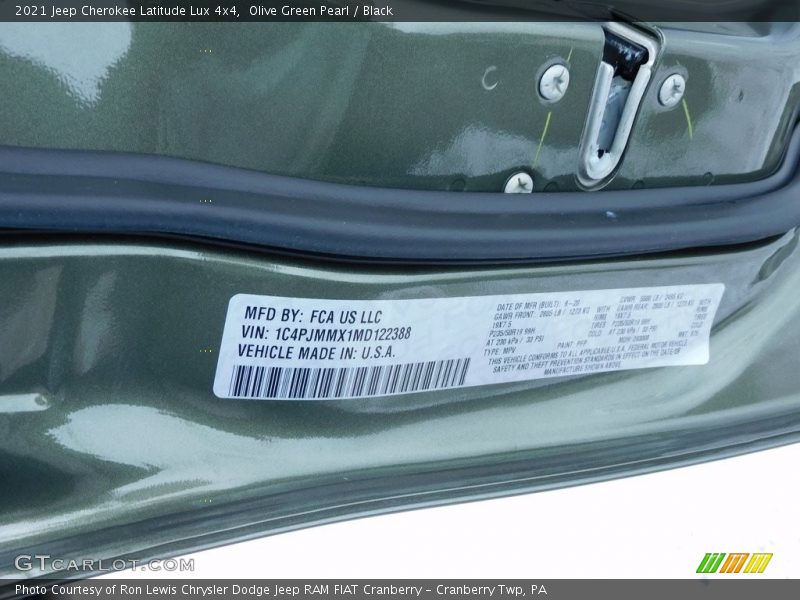 Olive Green Pearl / Black 2021 Jeep Cherokee Latitude Lux 4x4