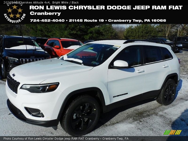 Bright White / Black 2021 Jeep Cherokee Altitude 4x4