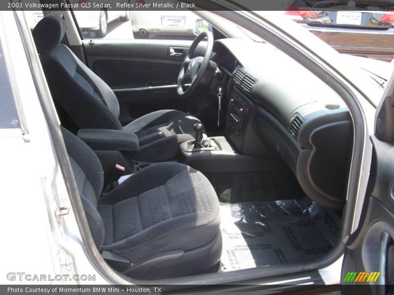 Reflex Silver Metallic / Black 2003 Volkswagen Passat GLS Sedan