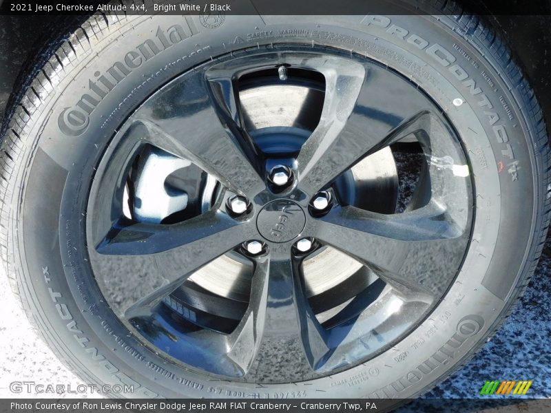 Bright White / Black 2021 Jeep Cherokee Altitude 4x4