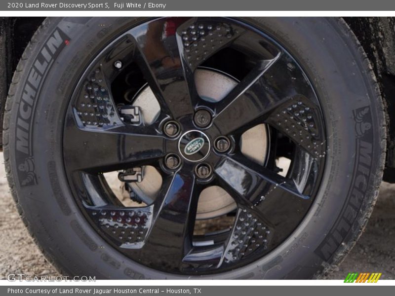  2020 Discovery Sport S Wheel