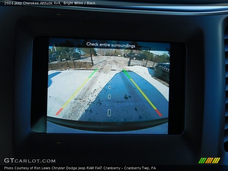 Bright White / Black 2021 Jeep Cherokee Altitude 4x4