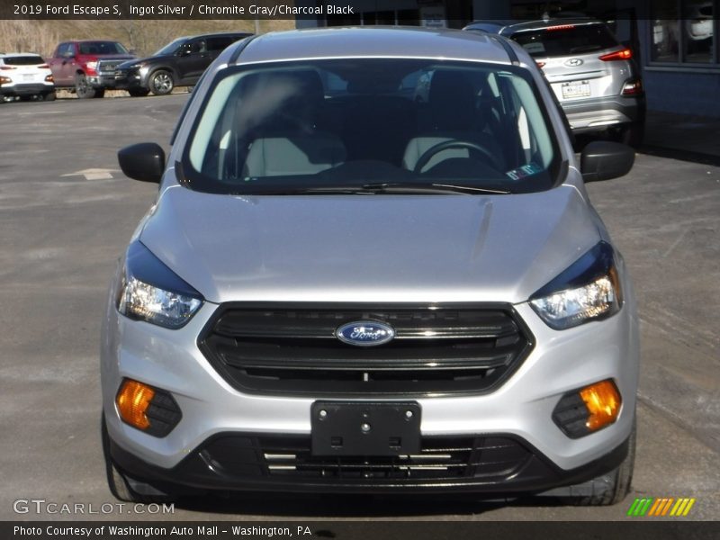 Ingot Silver / Chromite Gray/Charcoal Black 2019 Ford Escape S