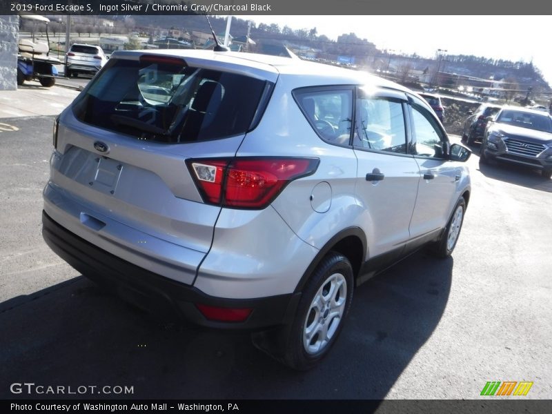 Ingot Silver / Chromite Gray/Charcoal Black 2019 Ford Escape S