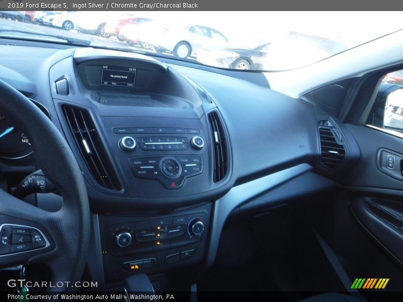 Ingot Silver / Chromite Gray/Charcoal Black 2019 Ford Escape S