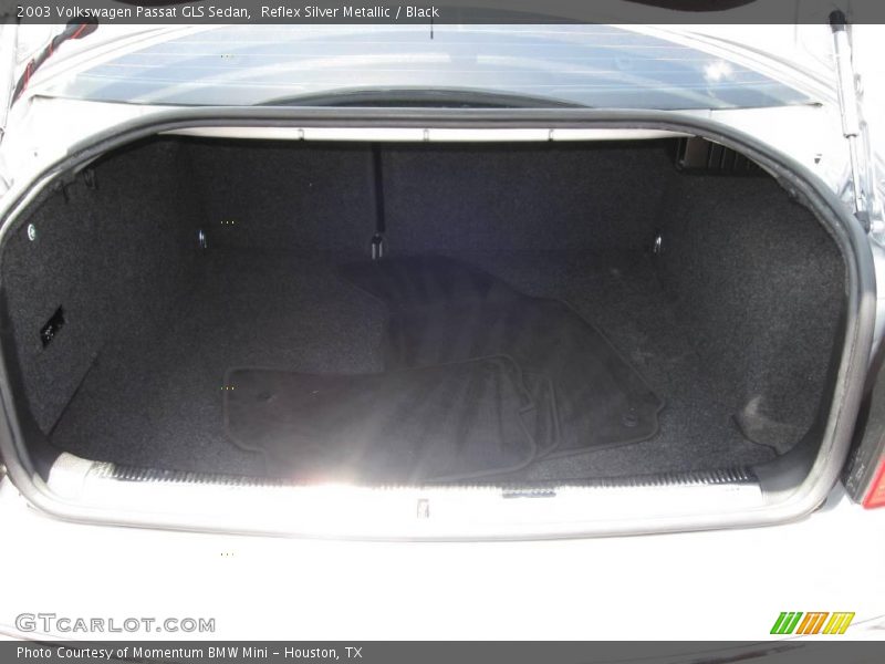 Reflex Silver Metallic / Black 2003 Volkswagen Passat GLS Sedan