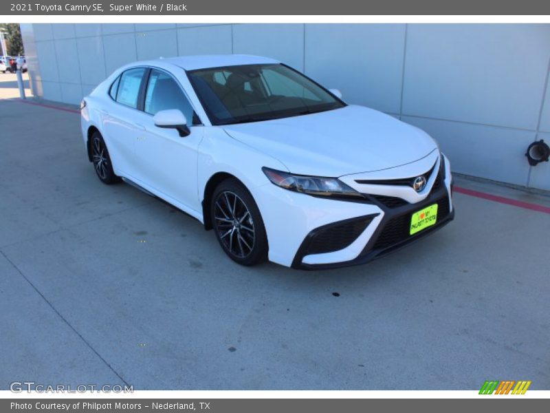 Super White / Black 2021 Toyota Camry SE