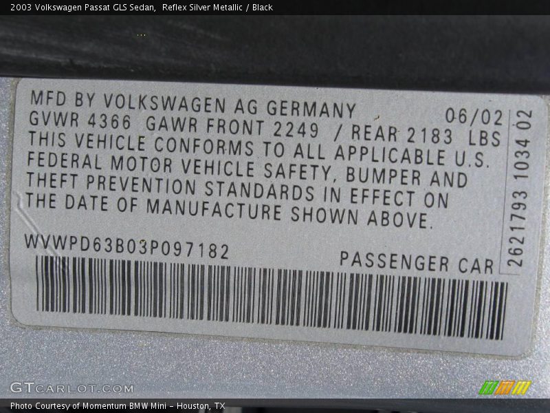 Reflex Silver Metallic / Black 2003 Volkswagen Passat GLS Sedan