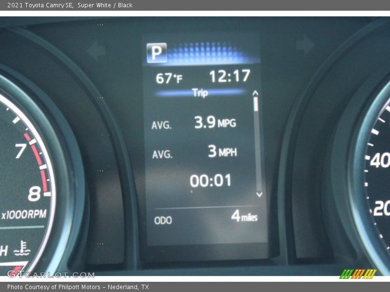 Super White / Black 2021 Toyota Camry SE