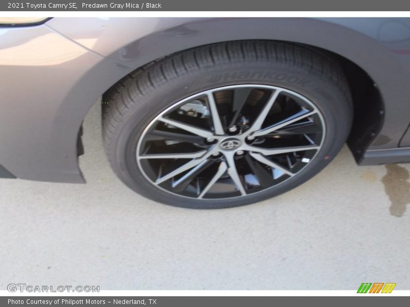 Predawn Gray Mica / Black 2021 Toyota Camry SE