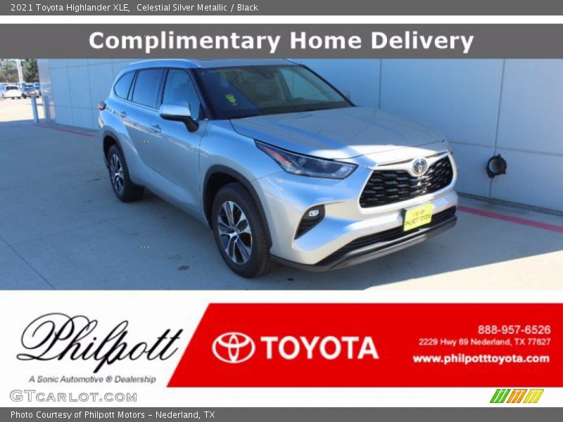 Celestial Silver Metallic / Black 2021 Toyota Highlander XLE