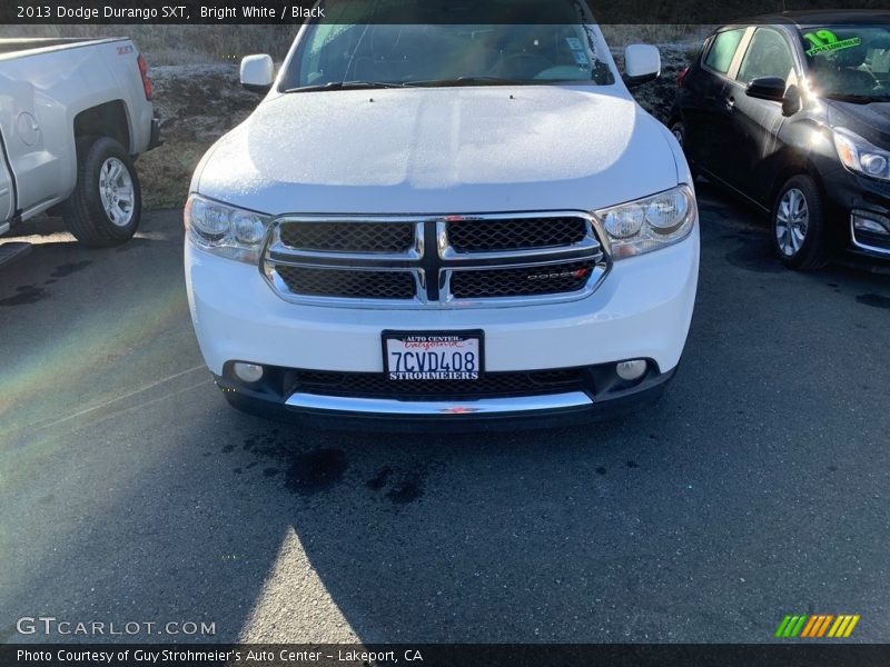 Bright White / Black 2013 Dodge Durango SXT