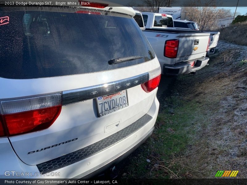 Bright White / Black 2013 Dodge Durango SXT