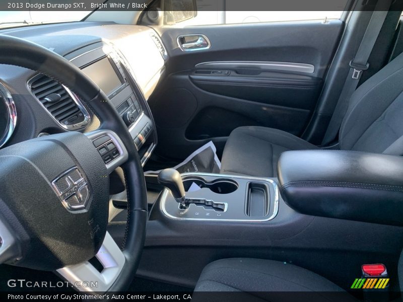 Bright White / Black 2013 Dodge Durango SXT