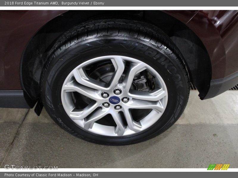 Burgundy Velvet / Ebony 2018 Ford Edge Titanium AWD