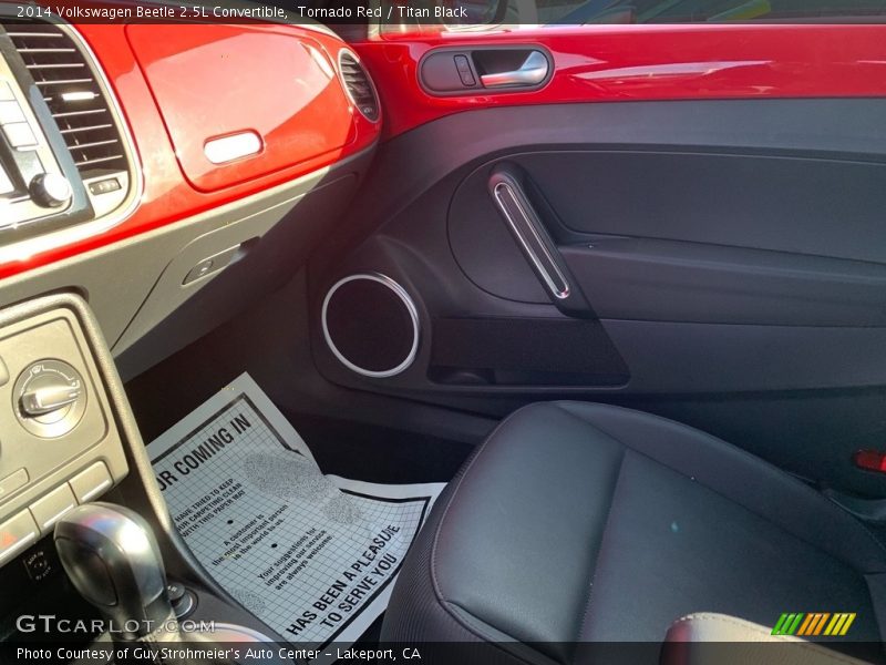 Tornado Red / Titan Black 2014 Volkswagen Beetle 2.5L Convertible