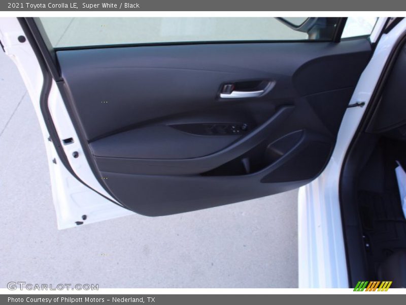 Super White / Black 2021 Toyota Corolla LE