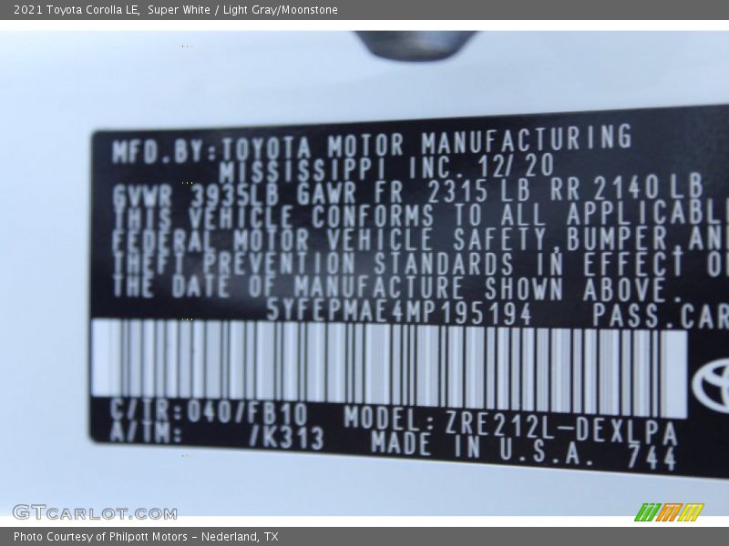 Super White / Light Gray/Moonstone 2021 Toyota Corolla LE