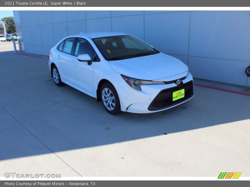 Super White / Black 2021 Toyota Corolla LE