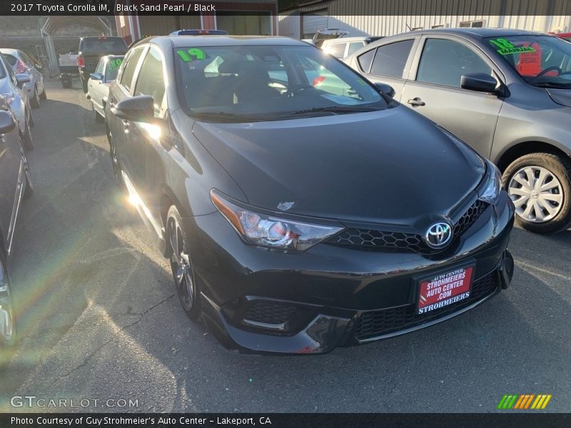 Black Sand Pearl / Black 2017 Toyota Corolla iM