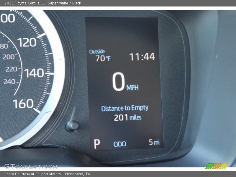Super White / Black 2021 Toyota Corolla LE