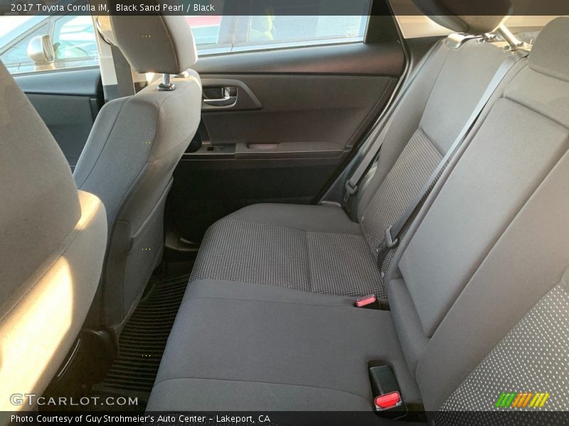 Black Sand Pearl / Black 2017 Toyota Corolla iM