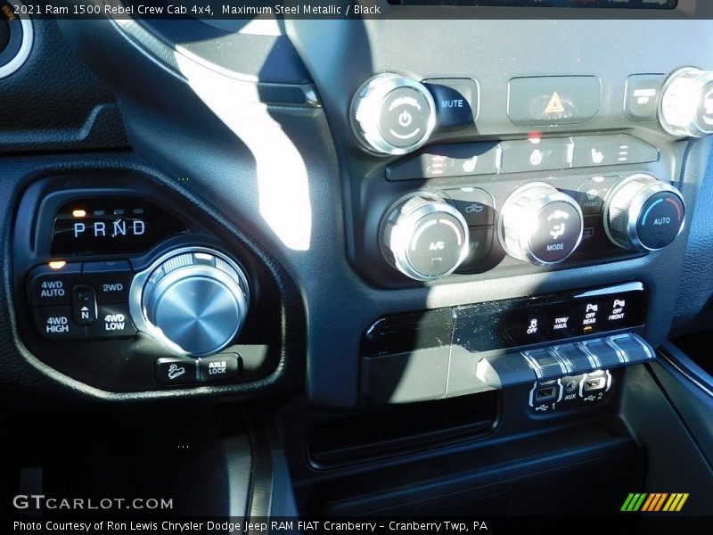 Maximum Steel Metallic / Black 2021 Ram 1500 Rebel Crew Cab 4x4