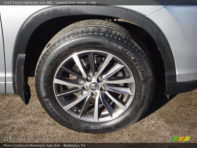 Celestial Silver Metallic / Ash 2018 Toyota Highlander XLE AWD