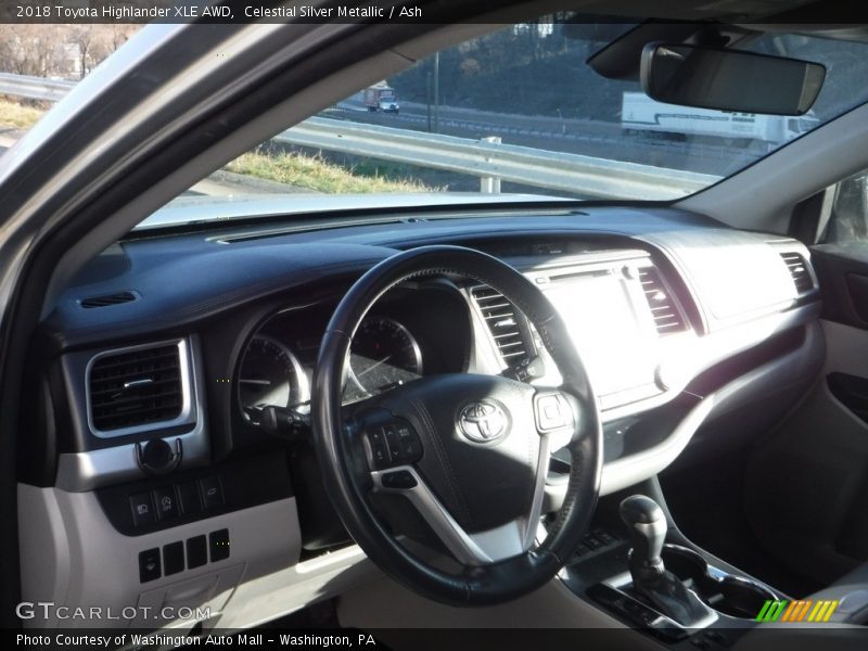 Celestial Silver Metallic / Ash 2018 Toyota Highlander XLE AWD