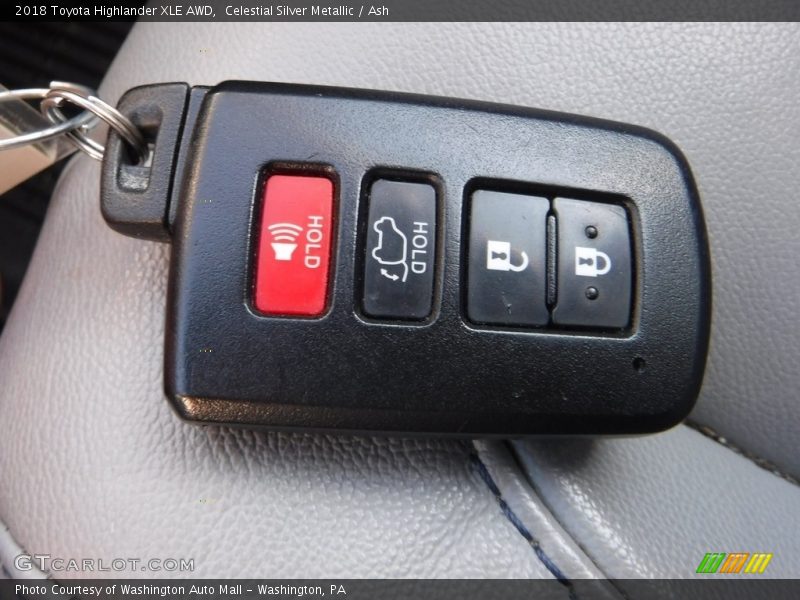 Celestial Silver Metallic / Ash 2018 Toyota Highlander XLE AWD