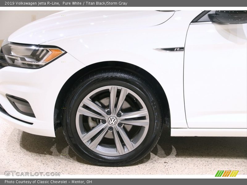 Pure White / Titan Black/Storm Gray 2019 Volkswagen Jetta R-Line