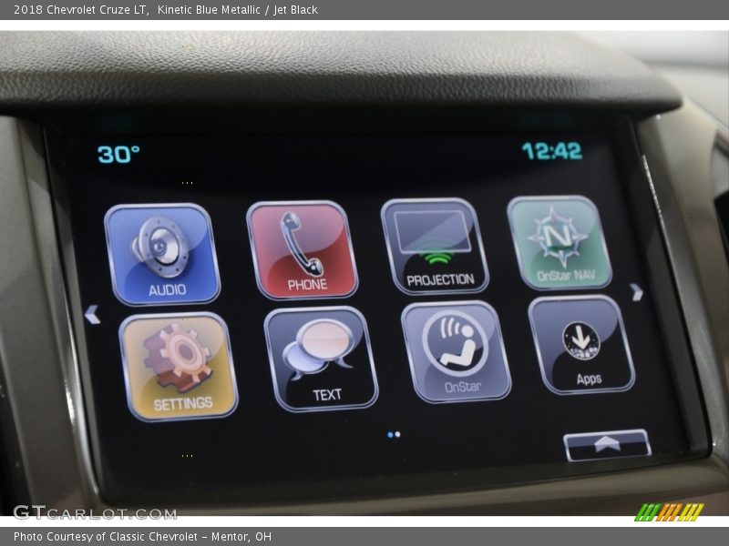 Kinetic Blue Metallic / Jet Black 2018 Chevrolet Cruze LT