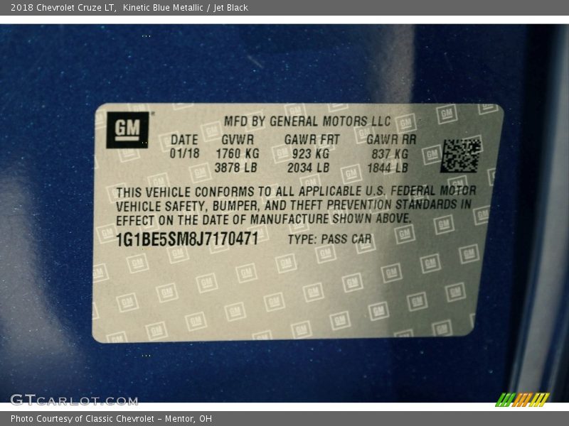 Kinetic Blue Metallic / Jet Black 2018 Chevrolet Cruze LT