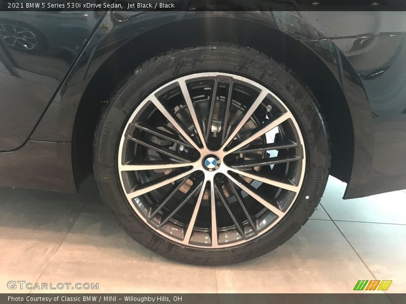 Jet Black / Black 2021 BMW 5 Series 530i xDrive Sedan