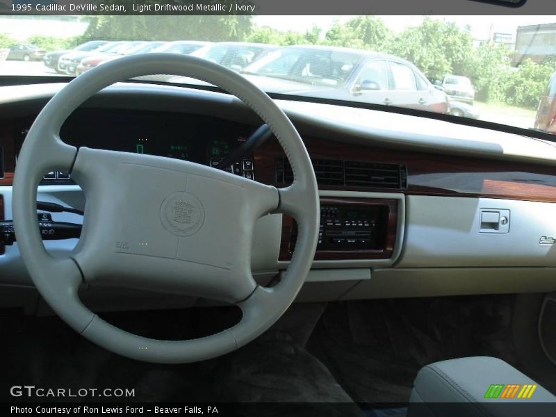 Light Driftwood Metallic / Ivory 1995 Cadillac DeVille Sedan