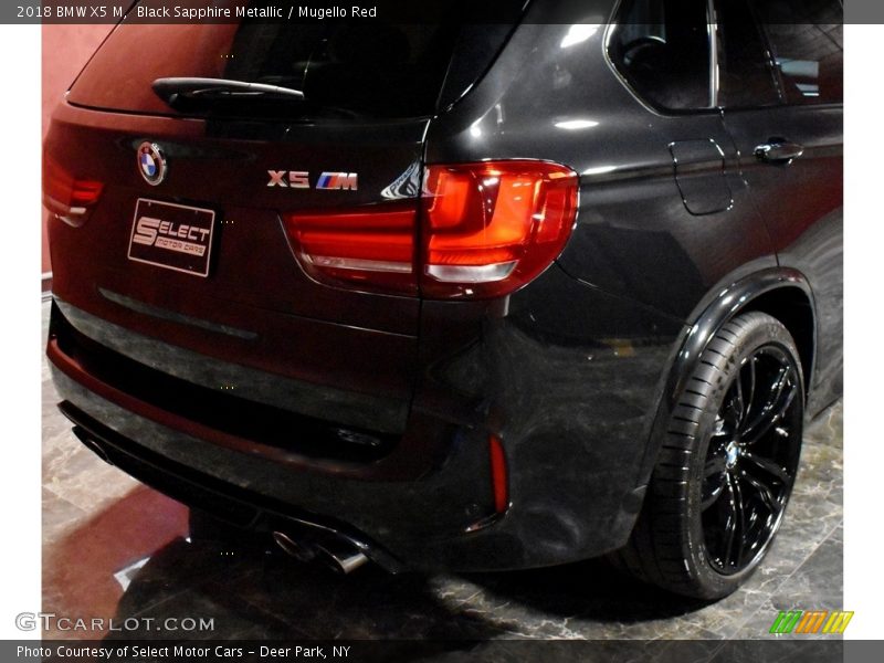 Black Sapphire Metallic / Mugello Red 2018 BMW X5 M