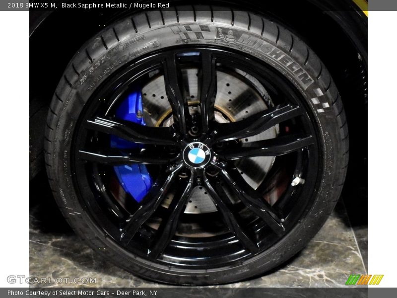 Black Sapphire Metallic / Mugello Red 2018 BMW X5 M