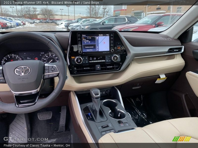 Blizzard White Pearl / Sand Beige 2021 Toyota 4Runner SR5 4x4