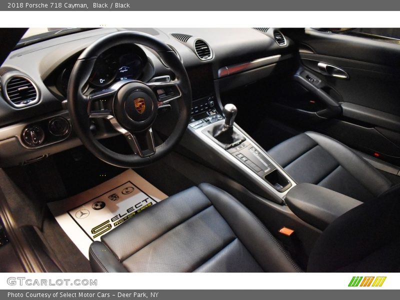 Black / Black 2018 Porsche 718 Cayman