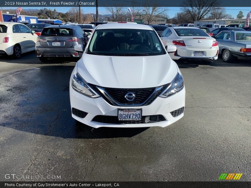 Fresh Powder / Charcoal 2019 Nissan Sentra SV