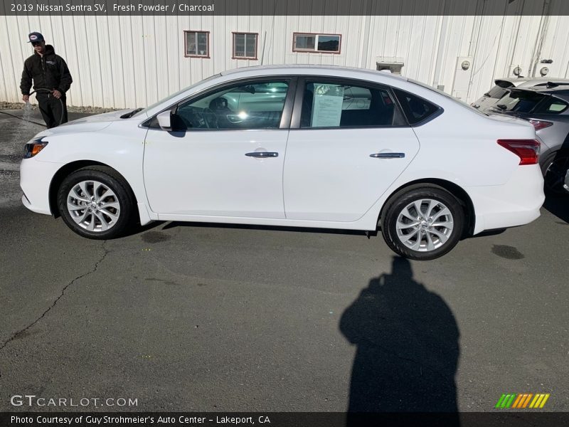 Fresh Powder / Charcoal 2019 Nissan Sentra SV