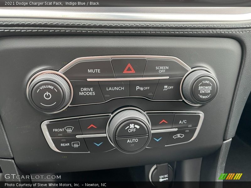 Controls of 2021 Charger Scat Pack