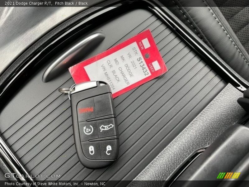 Keys of 2021 Charger R/T