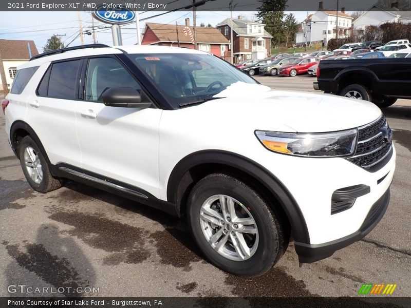Oxford White / Ebony 2021 Ford Explorer XLT 4WD