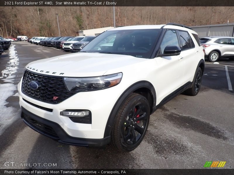 Front 3/4 View of 2021 Explorer ST 4WD