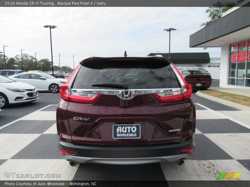 Basque Red Pearl II / Ivory 2019 Honda CR-V Touring
