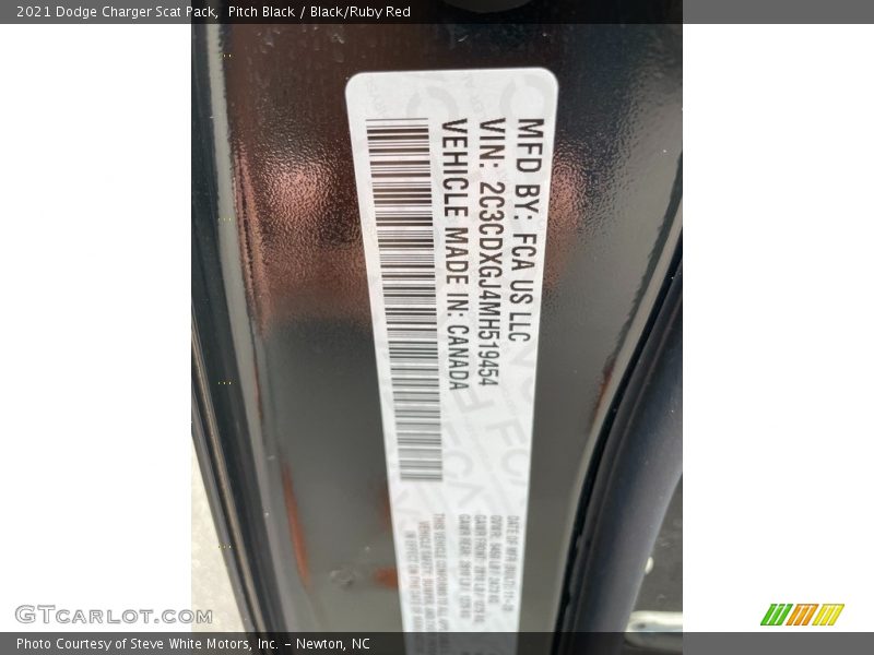 Pitch Black / Black/Ruby Red 2021 Dodge Charger Scat Pack