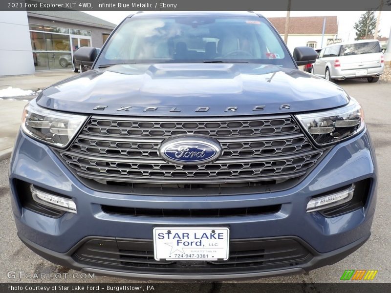 Infinite Blue Metallic / Ebony 2021 Ford Explorer XLT 4WD